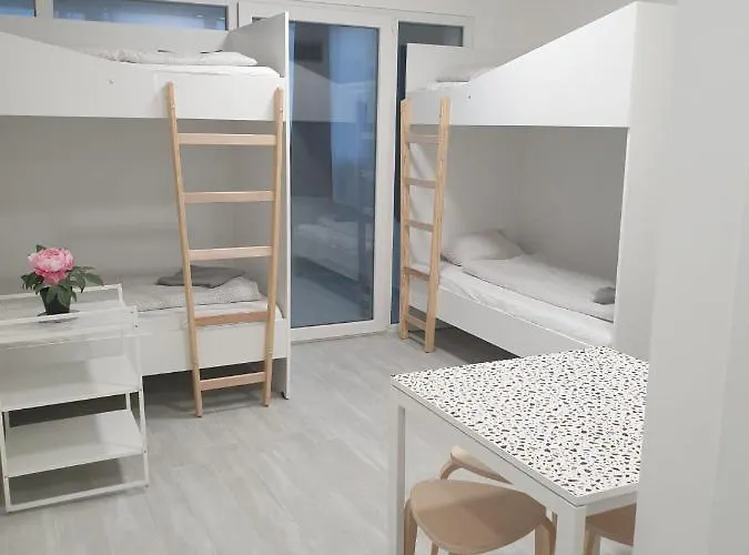 Apartment Just Rent Akh